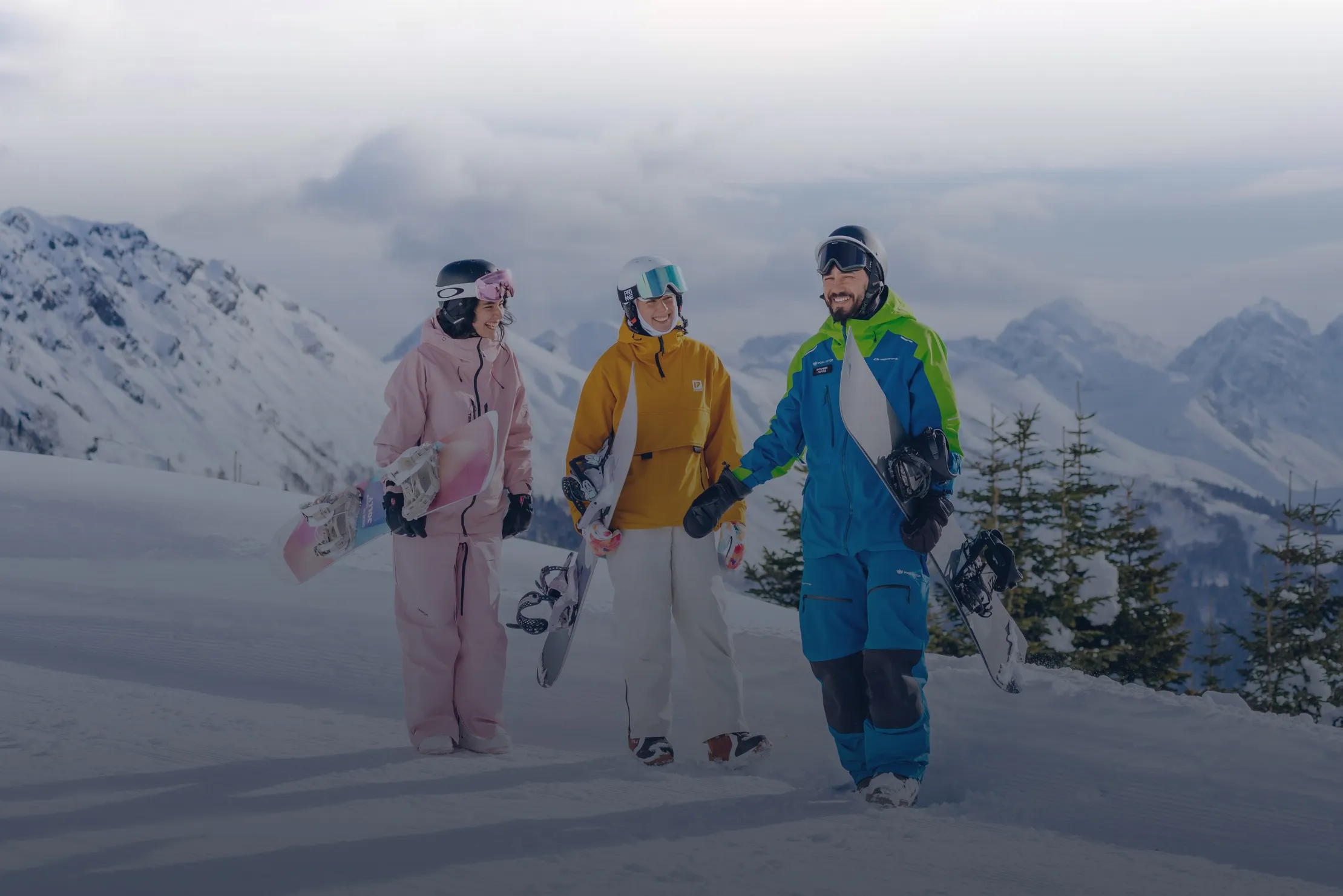 Вместе выгоднее! Минус 15% на ски-пассы - круглогодичный курорт «Роза Хутор»