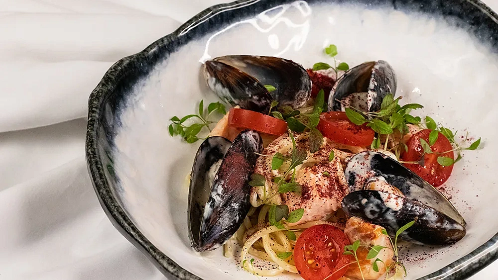 Ресторан Black Bar & Grill, фото 3 - круглогодичный курорт «Роза Хутор»
