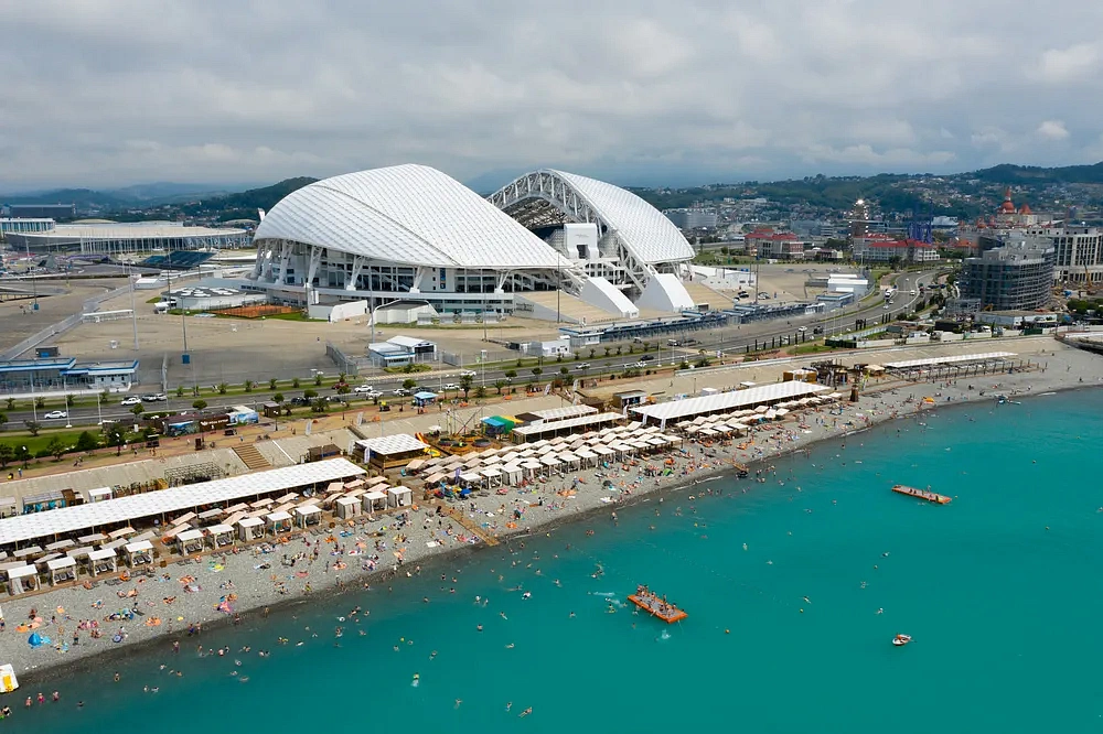 Морской пляж Роза Хутор, фото 2 - круглогодичный курорт «Роза Хутор»