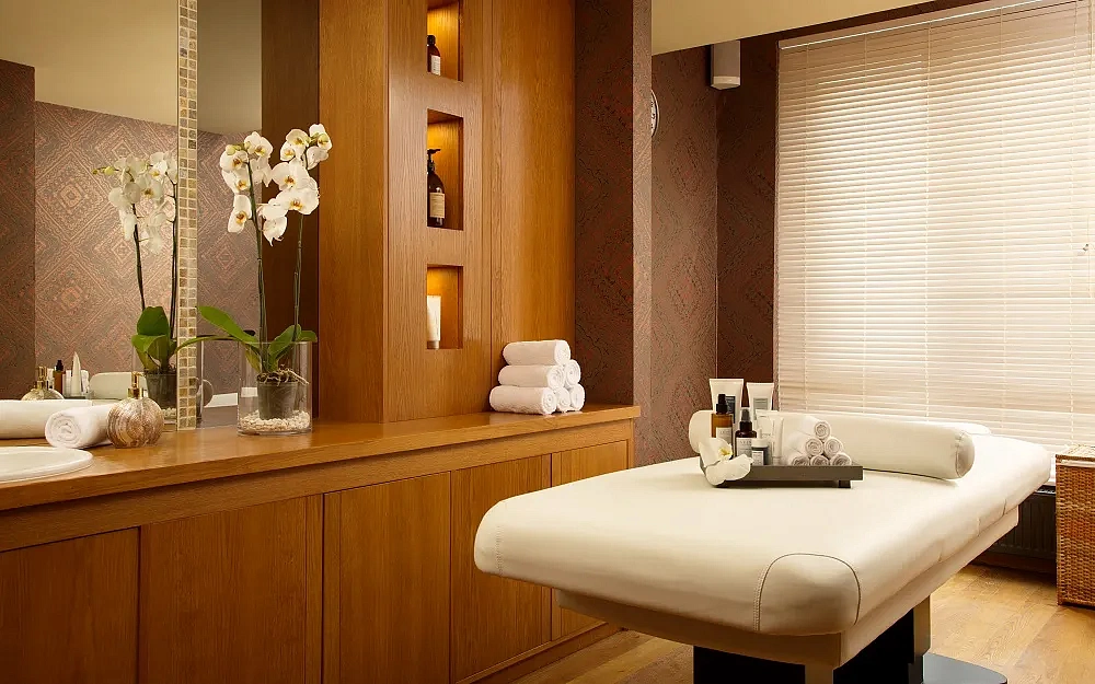 Терраса отеля Radisson, фото 4 - круглогодичный курорт «Роза Хутор»